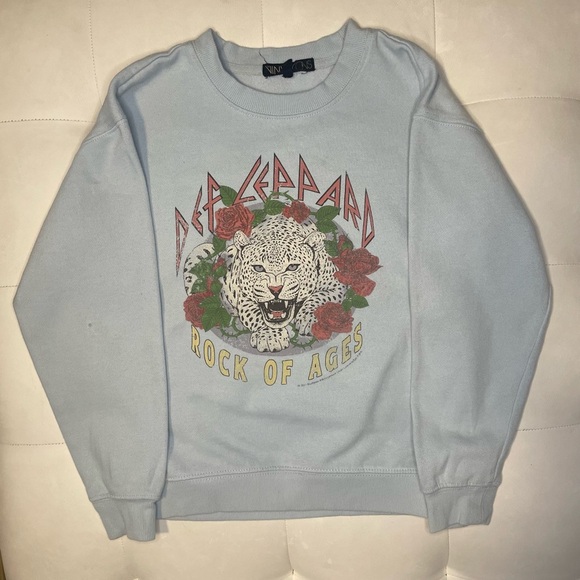 Girls Def Leppard sweatshirt size Medium - Picture 2 of 6